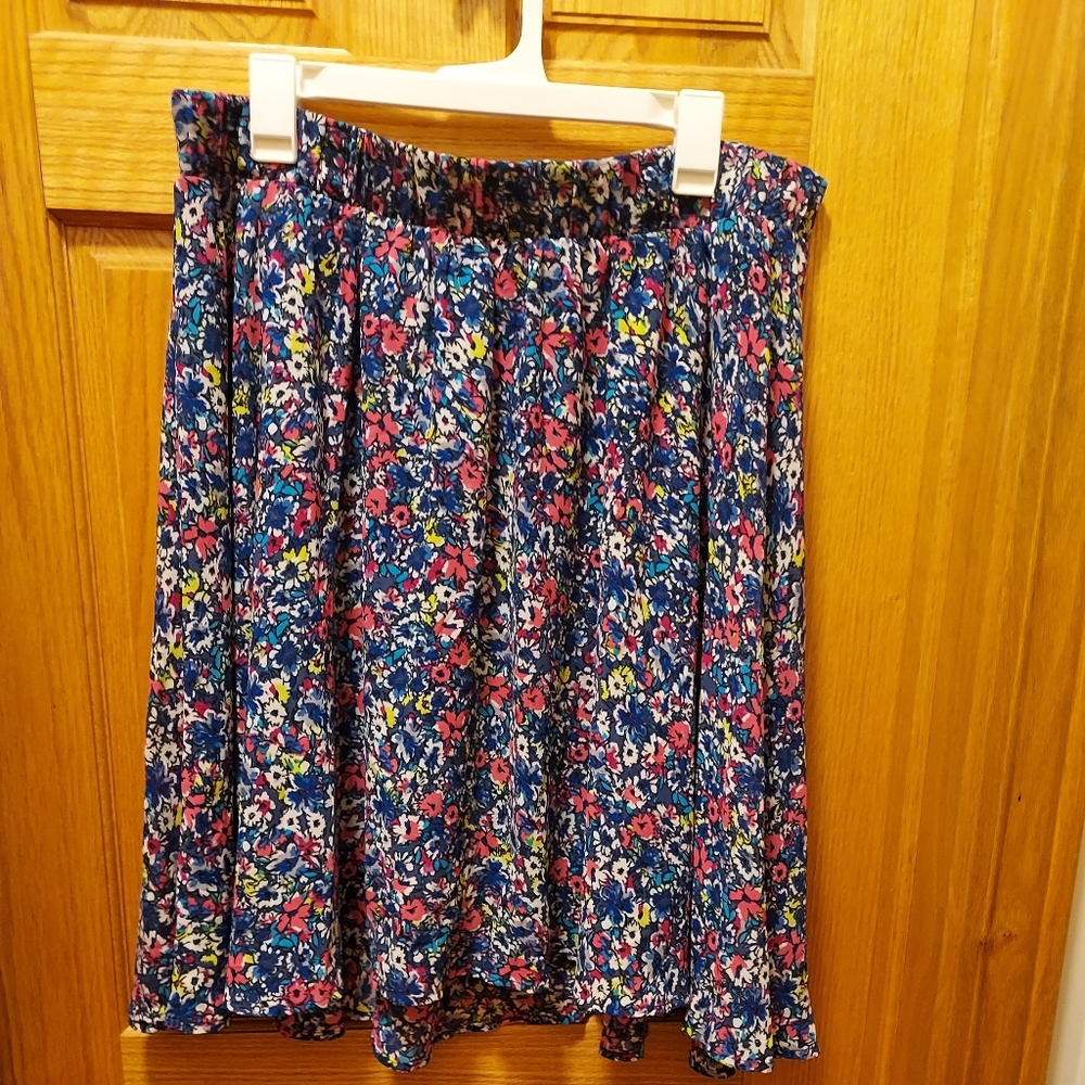 Torrid Size 1 (XL/16) Colorful Rainbow Floral Midi Skirt